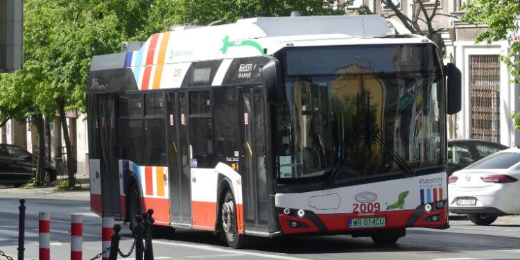 Wakacyjna korekta w rozkładach jazdy