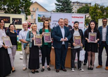Fotografie z „Ulicy Teatralnej” już do zobaczenia