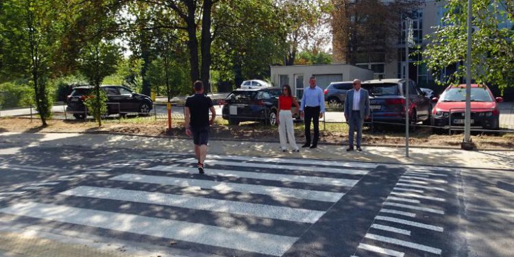 Nowe wzniesione przejścia dla pieszych