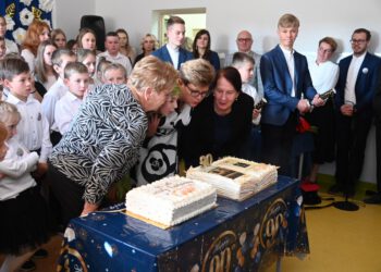90 lat minęło. Niezwykłe urodziny Szkoły Podstawowej w Jaroszkach