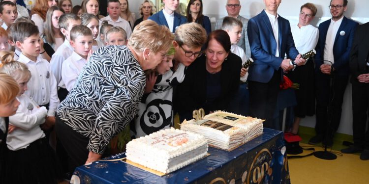 90 lat minęło. Niezwykłe urodziny Szkoły Podstawowej w Jaroszkach