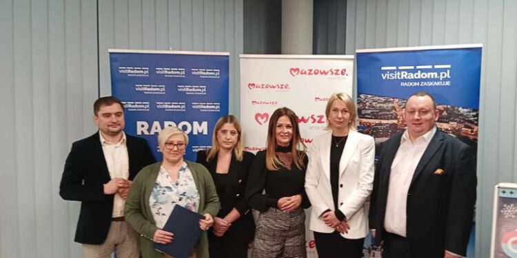 Jarmark Świąteczny na Placu Jagiellońskim
