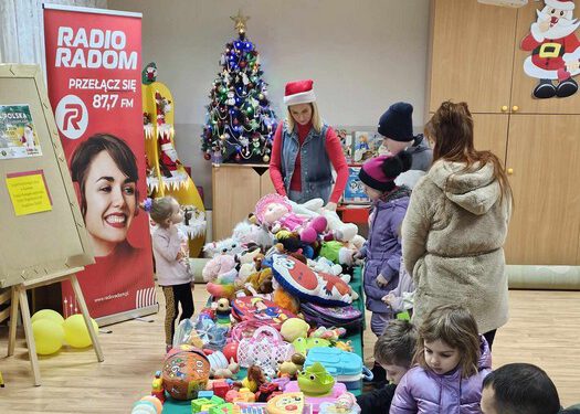 Akcja charytatywna „Wielka Wymiana Zabawek” przyciąga tłumy
