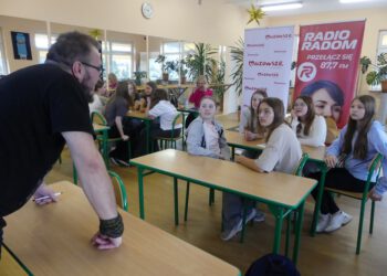 Złota 10 w Kowali-Stępocinie. Uczniowie poznali tajniki dziennikarstwa