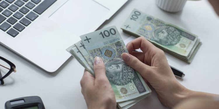 Miliony na „Dobry Start”