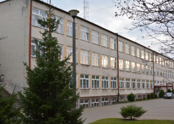 Zespół Szkół Elektronicznych w Radomiu w czołówce rankingu „Perspektywy 2025”