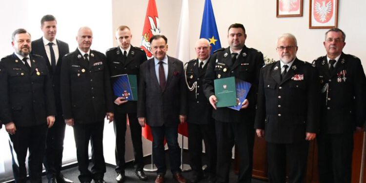 Strażacy wyróżnieni