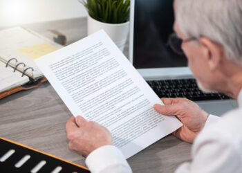 Układ niearchaiczny