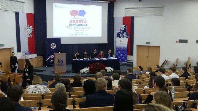 Pierwsza Radomska Debata Oksfordzka w języku angielskim