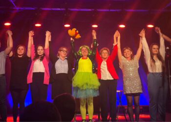 ,,Nie tylko kobiety robią sceny” – Spektakl Teatru Amfifi 