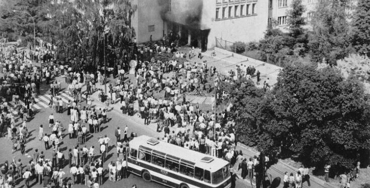 Ślady buntu na fotografiach