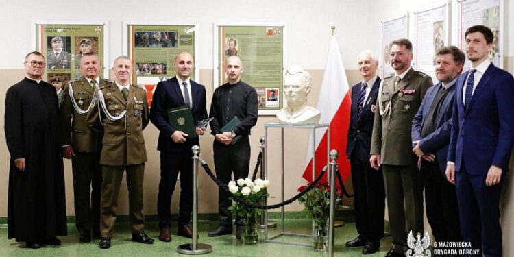 6MBOT upamiętniła rtm. Pileckiego w rocznicę urodzin