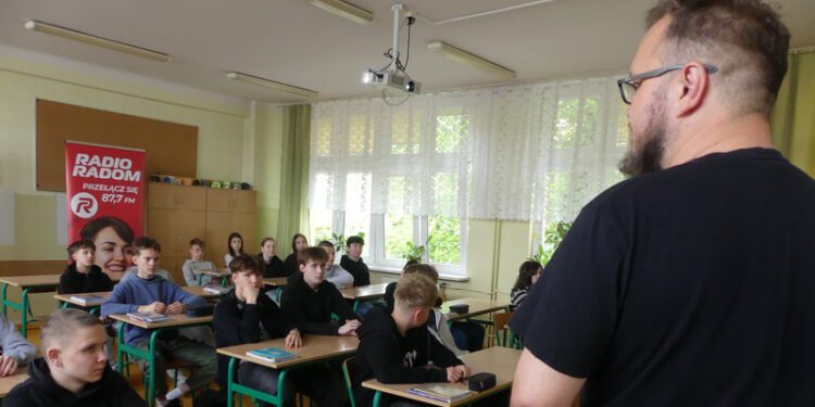 Warsztaty dziennikarskie w PSP nr 34 w Radomiu