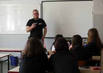 Uczniowie z PSP nr 28 odkrywali świat mediów