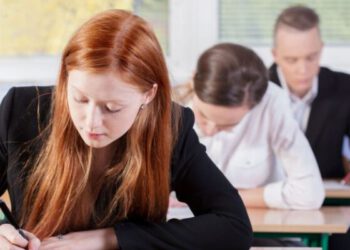 Radomscy uczniowie mierzą się z pierwszym egzaminem maturalnym