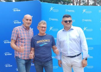 Triathlon w Kozienicach już w sierpniu – sportowe święto z Eneą, rodzinami i legendą Jerzym Górskim