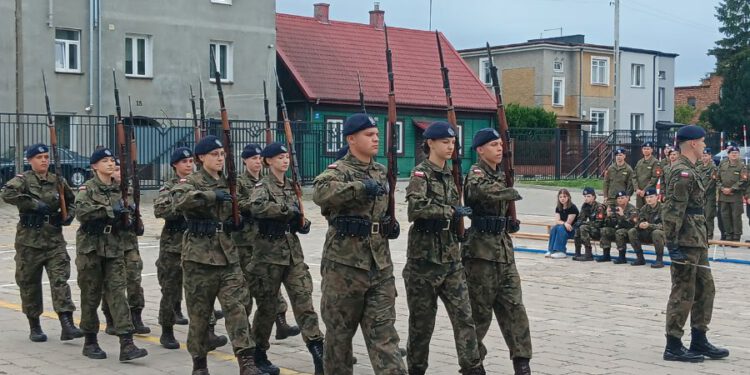 Piknik mundurowy w ZDZ