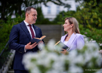 Prezydent Karol Nawrocki z Małżonką w Wolanowie na rozpoczęciu roku szkolnego