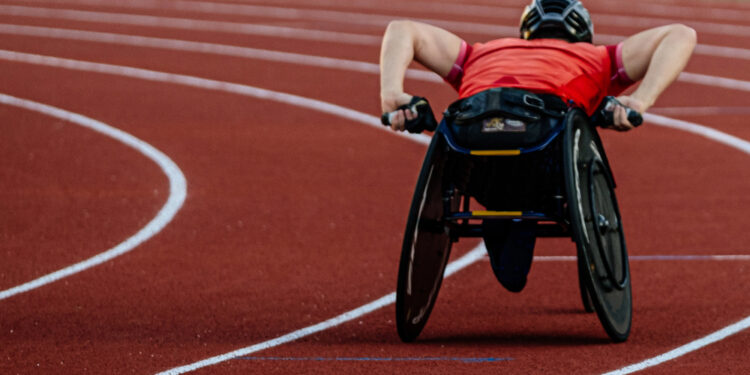 Sport bez barier. II Regionalne Zawody Lekkoatletyczne w Dąbrówce Nagórnej