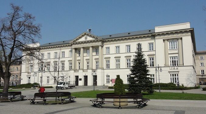 Radom z niższymi wpływami z PIT, CIT i subwencji na 2026 rok niż inne miasta. Związek Miast Polskich interweniuje u Ministra Finansów