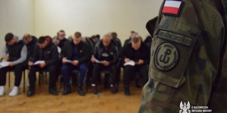 Nowi Terytorialsi ruszają do służby. Blisko stu ochotników w radomskiej jednostce