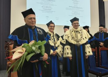 Profesor z Grecji z tytułem Doktora Honoris Causa Uniwersytetu Radomskiego