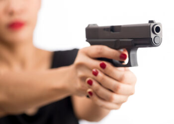 Nie kontrolowany wystrzał w komisariacie w Pionkach. Trwa postępowanie