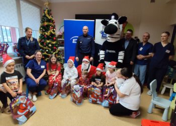 Mikołajkowa wizyta na Oddziale Pediatrycznym szpitala w Kozienicach