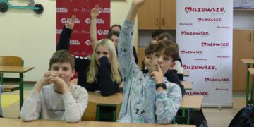 Uczniowie PSP nr 6 w Radomiu na warsztatach Mazowieckiej Szkółki Dziennikarskiej