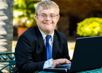 Projekt „Chcę pracować” otwiera drzwi do zatrudnienia osobom z niepełnosprawnościami