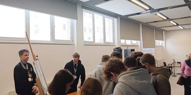 Wystawa Interaktywna o internecie