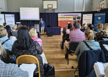 Jak szkoła może pomóc? Konferencja o depresji dzieci i młodzieży w Radomiu