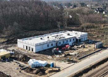 Inwestycje w oświatę i żłobek nabierają tempa