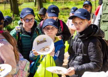 Enea S.A. i Gmina Kozienice wspólnie dla środowiska | Oficjalne otwarcie ścieżki edukacyjnej w Parku Królewskim