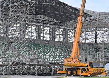 Praca wre na stadionie