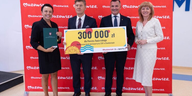 300 tysięcy złotych wsparcia dla Powiatu Radomskiego