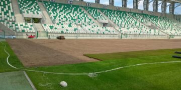 Trwa wymiana murawy na stadionie miejskim przy ul. Struga. Będą duże zmiany
