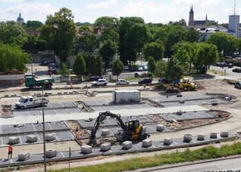 Na ul. Bernardyńskiej praca wre