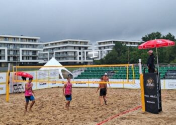 Nad zalewem na Borkach rozpoczęła się pierwsza edycja Beach Ball Radom – trzygwiazdkowego turnieju mężczyzn, będącego eliminacjami do mistrzostw Polski.