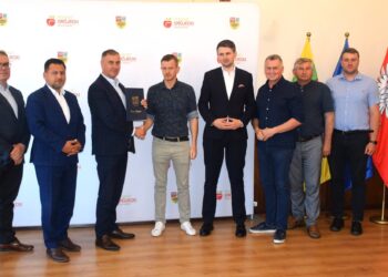 Półtora miliona złotych dla Warki