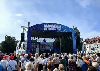 Seniorzy przeszli ulicami Radomia [Galeria]