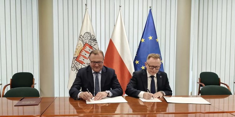 Radom i PPL z porozumieniem w sprawie dalszego rozwoju lotniska