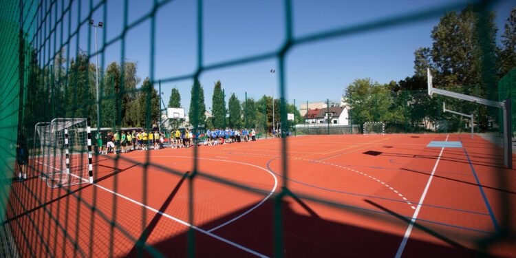 Kochanowski z nowym zapleczem sportowym