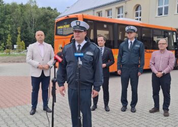 Kontrola autobusów szkolnych – trwa akcja „Bezpieczna droga do szkoły 2026”