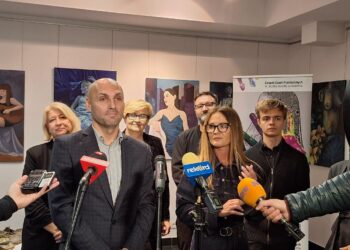 „Wyloguj nienawiść, zaloguj szacunek. Klikaj z głową, reaguj sercem”