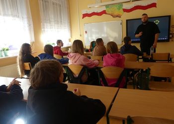 Bierwce na tropie fałszywych informacji. Uczniowie uczyli się o dezinformacji