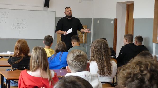 Młodzież z Jastrzębii z dziennikarską ciekawością