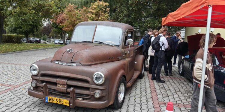 Motoryzacyjna inauguracja na Uniwersytecie Radomskim