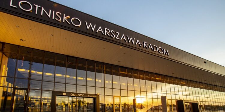 Przyszłość lotniska Warszawa-Radom w cieniu CPK?