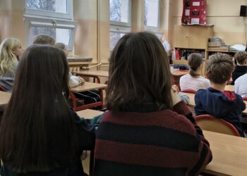 Trening bezpieczeństwa w trzech radomskich szkołach. Rodziny nauczą się reagować na zagrożenia